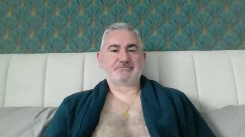 Snapshot of sexy_italiandaddy chatting on April 11, 7:45 am Antonio online show from April 11, 7:45 am