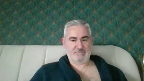 Snapshot of sexy_italiandaddy chatting on April 24, 5:54 am Antonio online show from April 24, 5:54 am