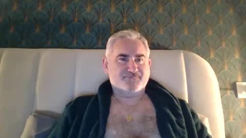 Snapshot of sexy_italiandaddy chatting on May 4, 7:59 am Antonio online show from May 4, 7:59 am