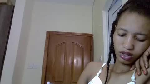 Snapshot of sexy_janny chatting on October 25, 1:24 am Janny online show from October 25, 1:24 am