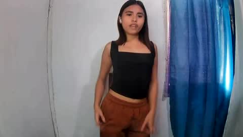 Snapshot of sexy_jazzy0295 chatting on July 26, 5:37 am sexy_jazzy0295 online show from July 26, 5:37 am