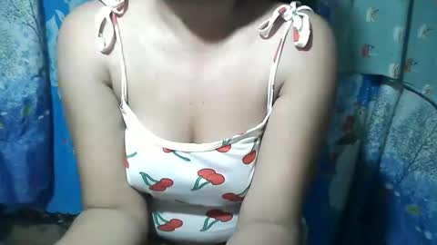 sexy_kimmykim online show from October 27, 12:58 am