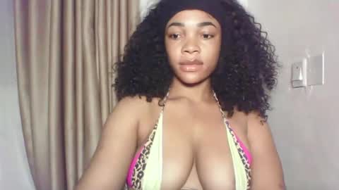 Sexy kitty881 online show from October 17, 8:11 pm