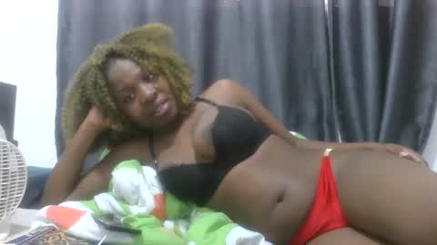 Snapshot of sexy_letisha chatting on September 9, 7:41 am sexy_letisha online show from September 9, 7:41 am
