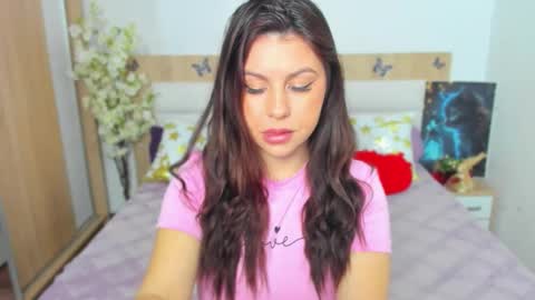 Lily online show from March 5, 5:14 am