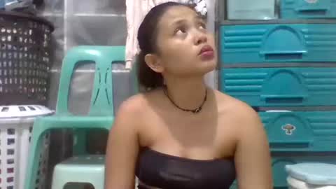 sexy_lips_pinay online show from September 12, 10:15 am