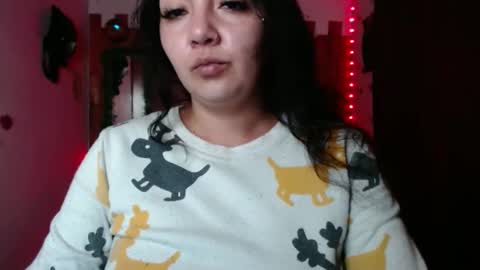 Snapshot of sexy_lolas chatting on February 15, 12:59 am sexy lolas online show from February 15, 12:59 am