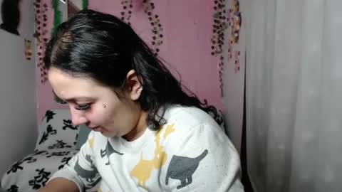 Snapshot of sexy_lolas chatting on March 10, 2:50 am sexy lolas online show from March 10, 2:50 am