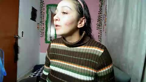 Snapshot of sexy_lolas chatting on September 19, 1:29 am sexy lolas online show from September 19, 1:29 am