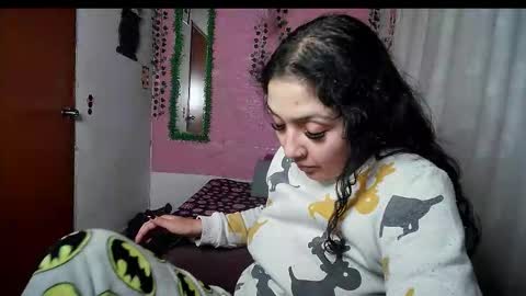 Snapshot of sexy_lolas chatting on December 3, 1:57 am sexy lolas online show from December 3, 1:57 am