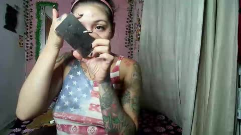 sexy lolas online show from December 20, 4:41 am