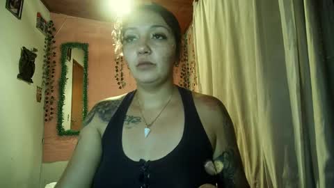 sexy lolas online show from April 17, 12:24 am