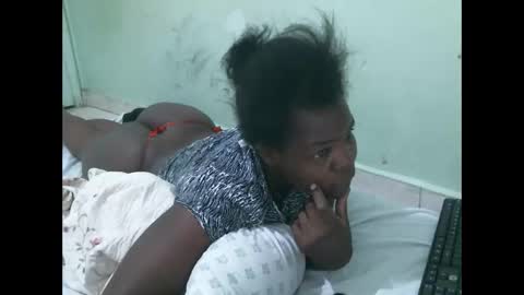 sexy_lunah online show from January 28, 4:08 am