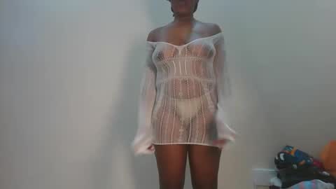 sexy_lyna online show from January 6, 5:16 pm