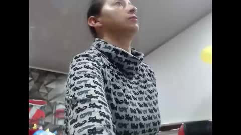 Snapshot of sexy_mature_hot01 chatting on October 18, 12:06 pm MARIPOSA online show from October 18, 12:06 pm