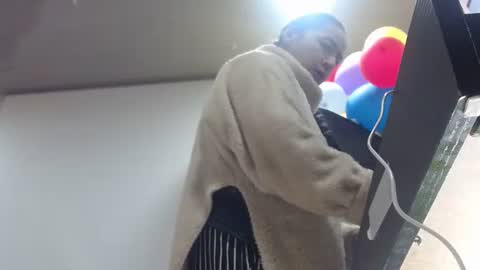 Snapshot of sexy_mature_hot01 chatting on October 25, 12:02 pm MARIPOSA online show from October 25, 12:02 pm