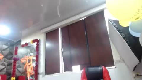 MARIPOSA online show from October 29, 12:29 pm