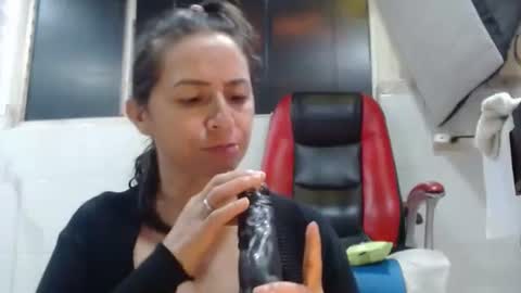 MARIPOSA online show from November 4, 12:10 am