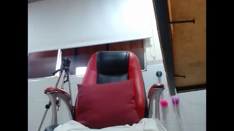 MARIPOSA online show from December 3, 1:09 pm