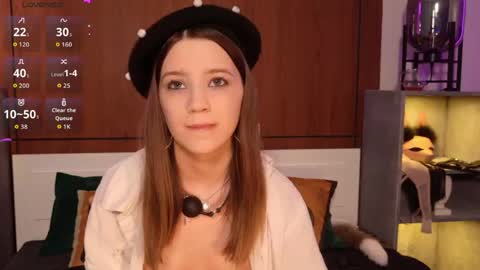 Alison online show from April 21, 1:53 am