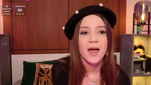 Alison online show from April 21, 9:50 pm