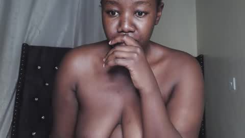 sexy_melanin11 online show from September 18, 4:42 pm