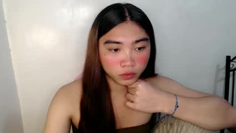 Snapshot of sexy_mikaxoxo chatting on April 9, 6:19 am mika online show from April 9, 6:19 am