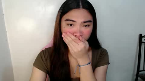 Snapshot of sexy_mikaxoxo chatting on April 9, 11:10 pm mika online show from April 9, 11:10 pm