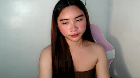 Snapshot of sexy_mikaxoxo chatting on April 28, 2:27 am mika online show from April 28, 2:27 am