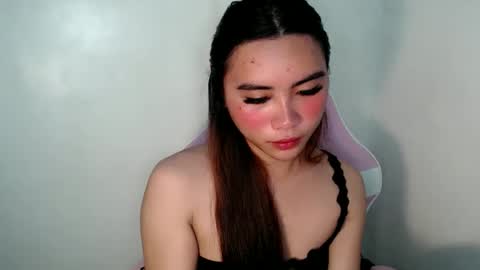 Snapshot of sexy_mikaxoxo chatting on April 30, 11:16 am mika online show from April 30, 11:16 am