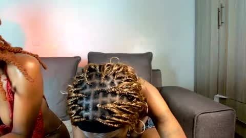 Snapshot of sexy_momah chatting on July 24, 12:08 am SEXY MOMAH online show from July 24, 12:08 am