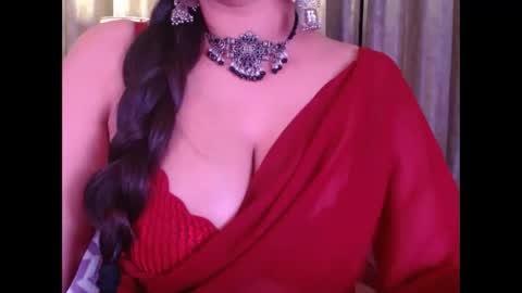 Snapshot of sexy_myra18 chatting on April 11, 4:17 am myra online show from April 11, 4:17 am