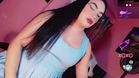 queen online show from November 23, 9:53 am