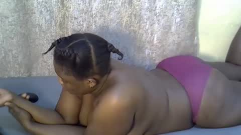 sexy_naila2 online show from March 24, 12:48 am