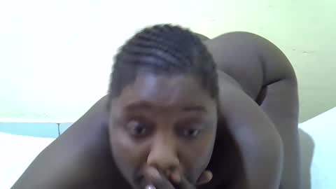 sexy_naila2 online show from April 20, 12:41 pm