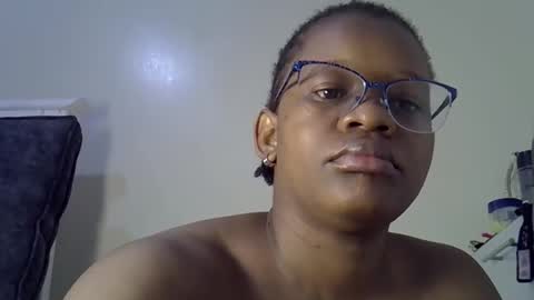 natallie online show from April 12, 8:08 am