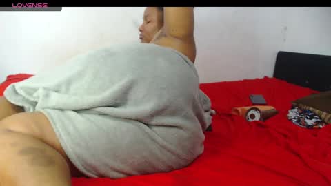 Jhoana online show from February 9, 11:25 pm