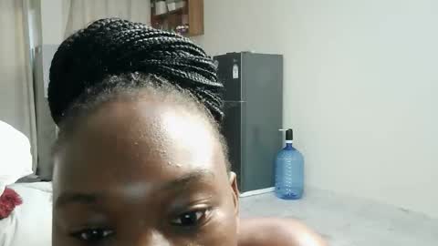 Nyla online show from March 20, 11:37 am