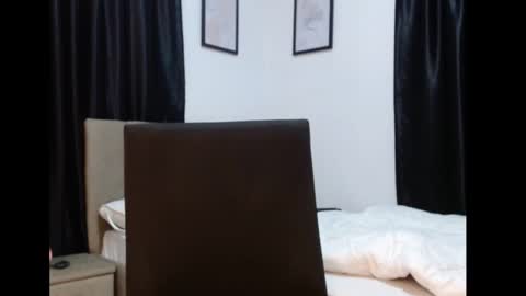 Snapshot of sexy_pearl12 chatting on June 2, 6:26 am zoe online show from June 2, 6:26 am