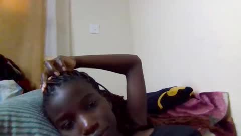 sexy_petittie online show from September 17, 7:43 am