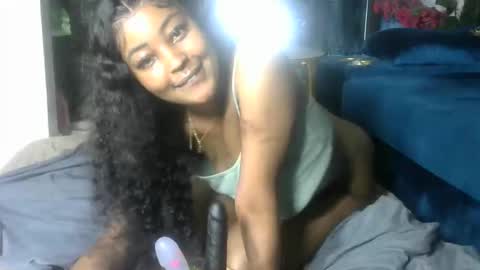 sexy pigeon online show from April 21, 1:29 am