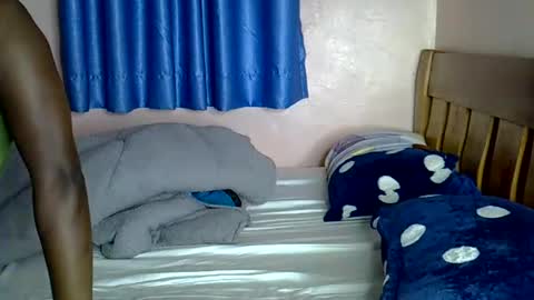 Snapshot of sexy_rency chatting on August 1, 8:57 am rency online show from August 1, 8:57 am