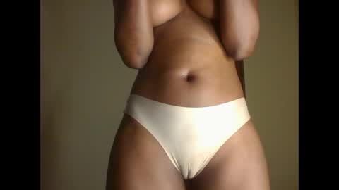 Snapshot of sexy_rio_ chatting on October 20, 4:35 am sexy_rio_ online show from October 20, 4:35 am