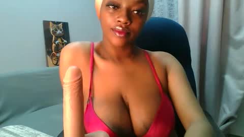 Snapshot of sexy_sweetcandy chatting on November 3, 6:25 am sexy sweetcandy online show from November 3, 6:25 am
