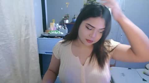 Snapshot of sexy_thea1 chatting on February 21, 3:57 pm sexy_thea1 online show from February 21, 3:57 pm