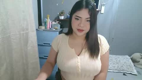 Snapshot of sexy_thea1 chatting on February 22, 4:49 pm sexy_thea1 online show from February 22, 4:49 pm