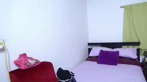 janel online show from December 12, 12:27 am