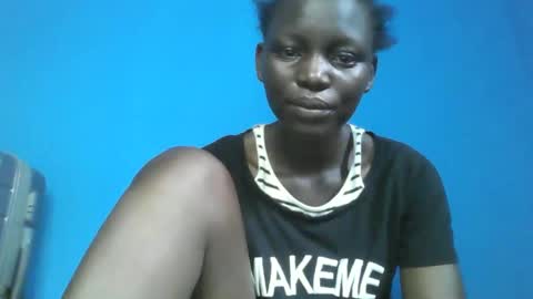 Snapshot of sexy_titz chatting on February 21, 7:34 am sexy_titz online show from February 21, 7:34 am