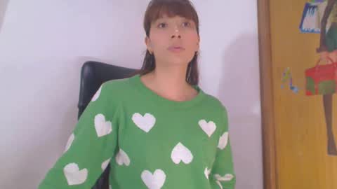 Snapshot of sexy_venus_sexy chatting on February 13, 9:44 pm venus online show from February 13, 9:44 pm