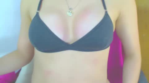 Snapshot of sexy_venus_sexy chatting on March 2, 10:16 pm venus online show from March 2, 10:16 pm